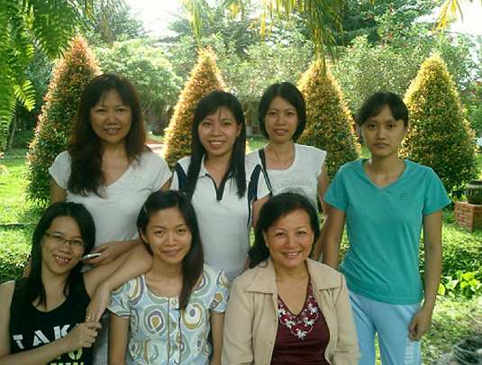11 Vietnam.jpeg - 19 January 2011Vietnam: The collective wish of all the ladies practising Transcendental Meditation is for permanent peace, perfect health, prosperity, and invincibility for the 90 million people of Vietnam.